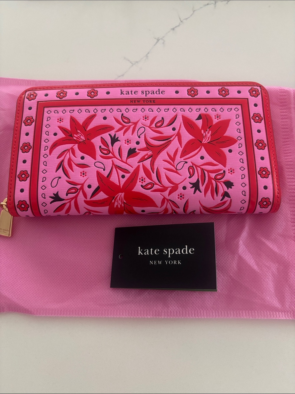 KATE SPADE BOUTIQUE BANDANA EMBOSSED FLORAL PINK MORGAN ZIP WALLET (NWT) - Picture 6 of 6